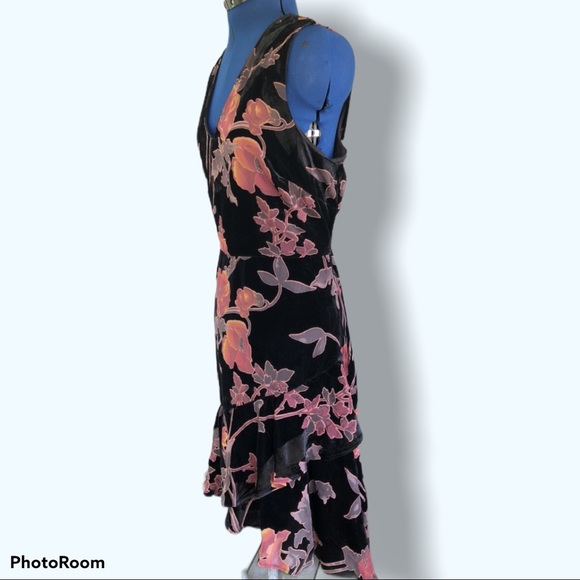 ICE | Floral Velvet A Line Dress - Picture 4 of 7
